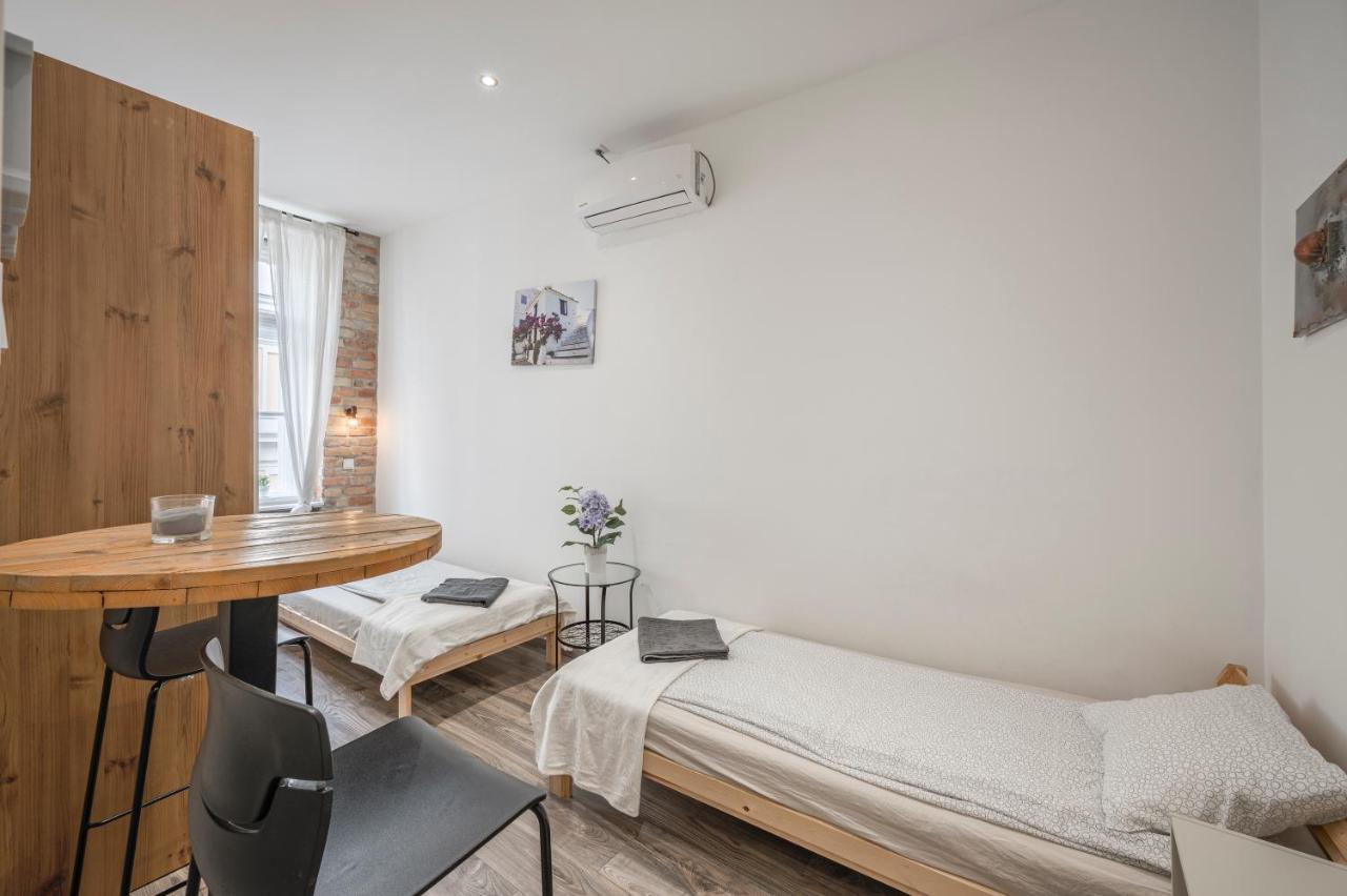 Apartament Design W Ac On Ring Road By Newave Budapesta